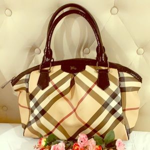 💯 Authentic Burberry nova tote 👜